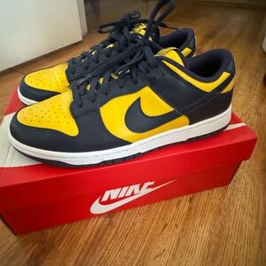 Dunk Low 'Michigan' 2021